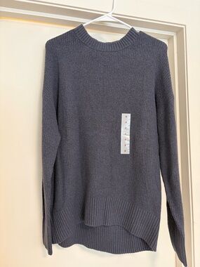 Old navy sweater